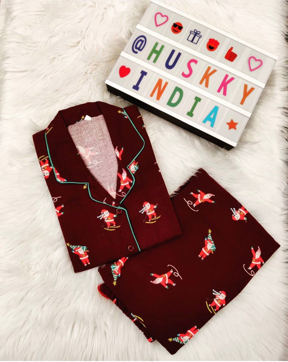 Stylish printed night suit